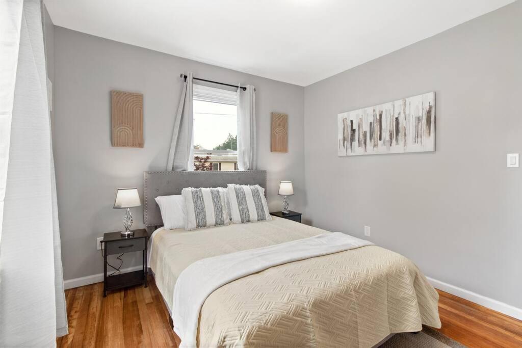 Stylish, Relaxing & Comfy 3 Bdr Holiday home