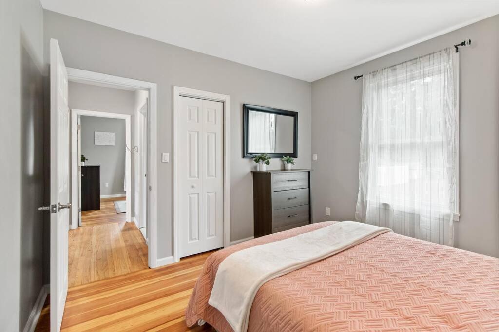 Stylish, Relaxing & Comfy 3 Bdr Bristol